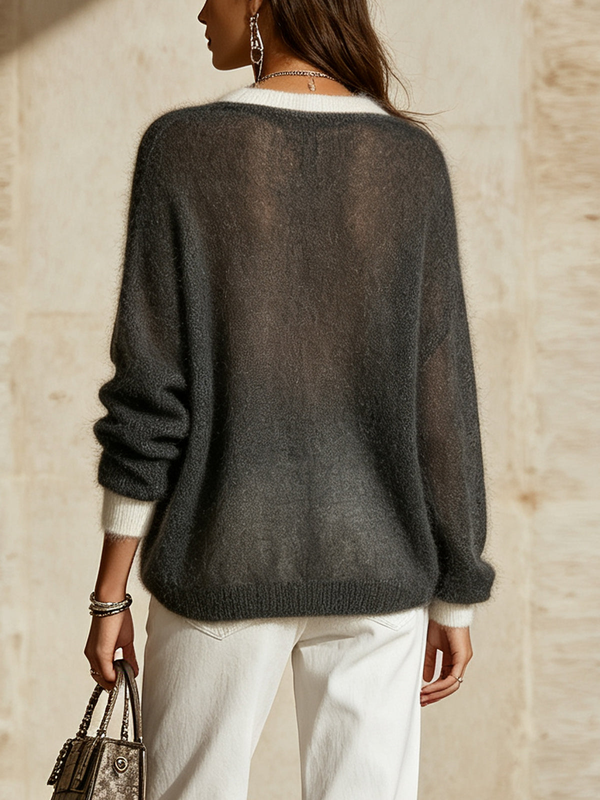 Elara | Contrast V-Neck Knit