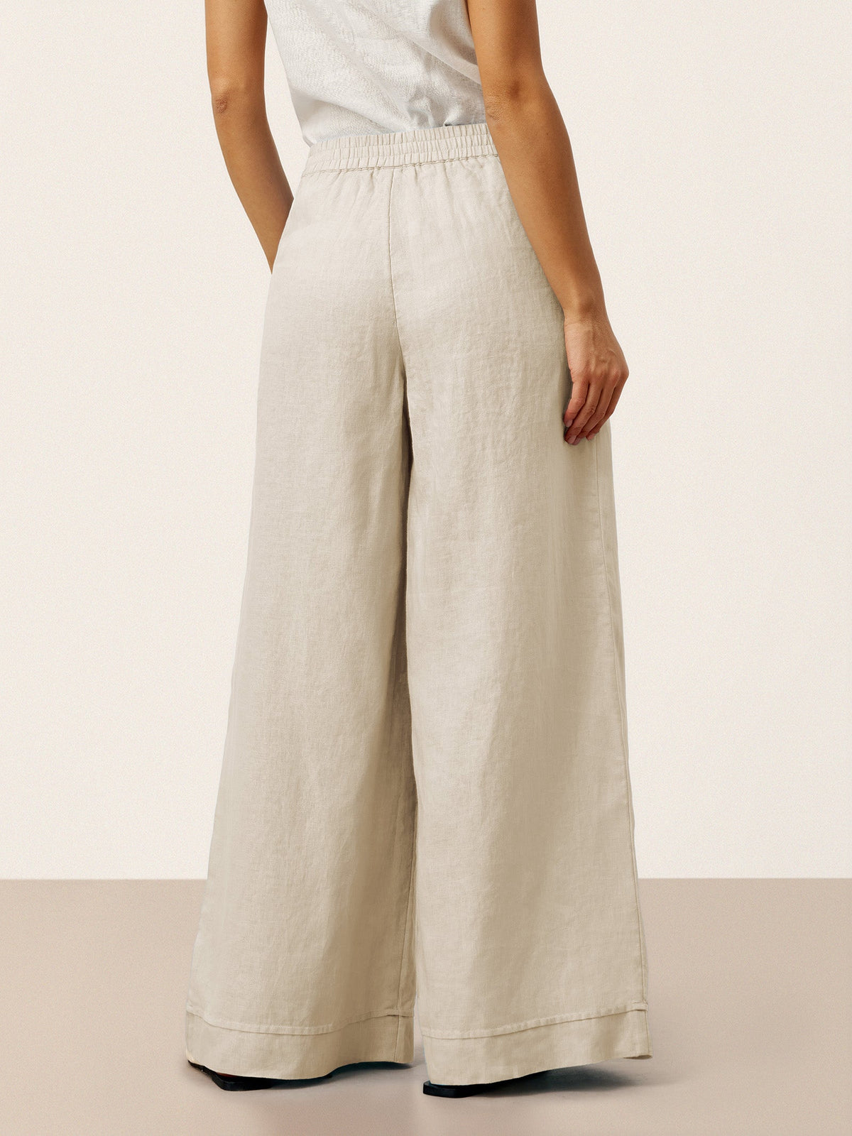Veridiana | Pleated Linen Trousers