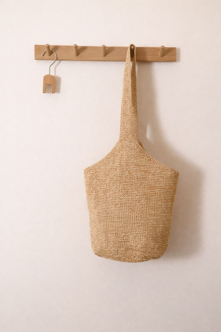 Raffia Straw Bucket Bag Handwoven Structured Shoulder Beach Vacation Bag
