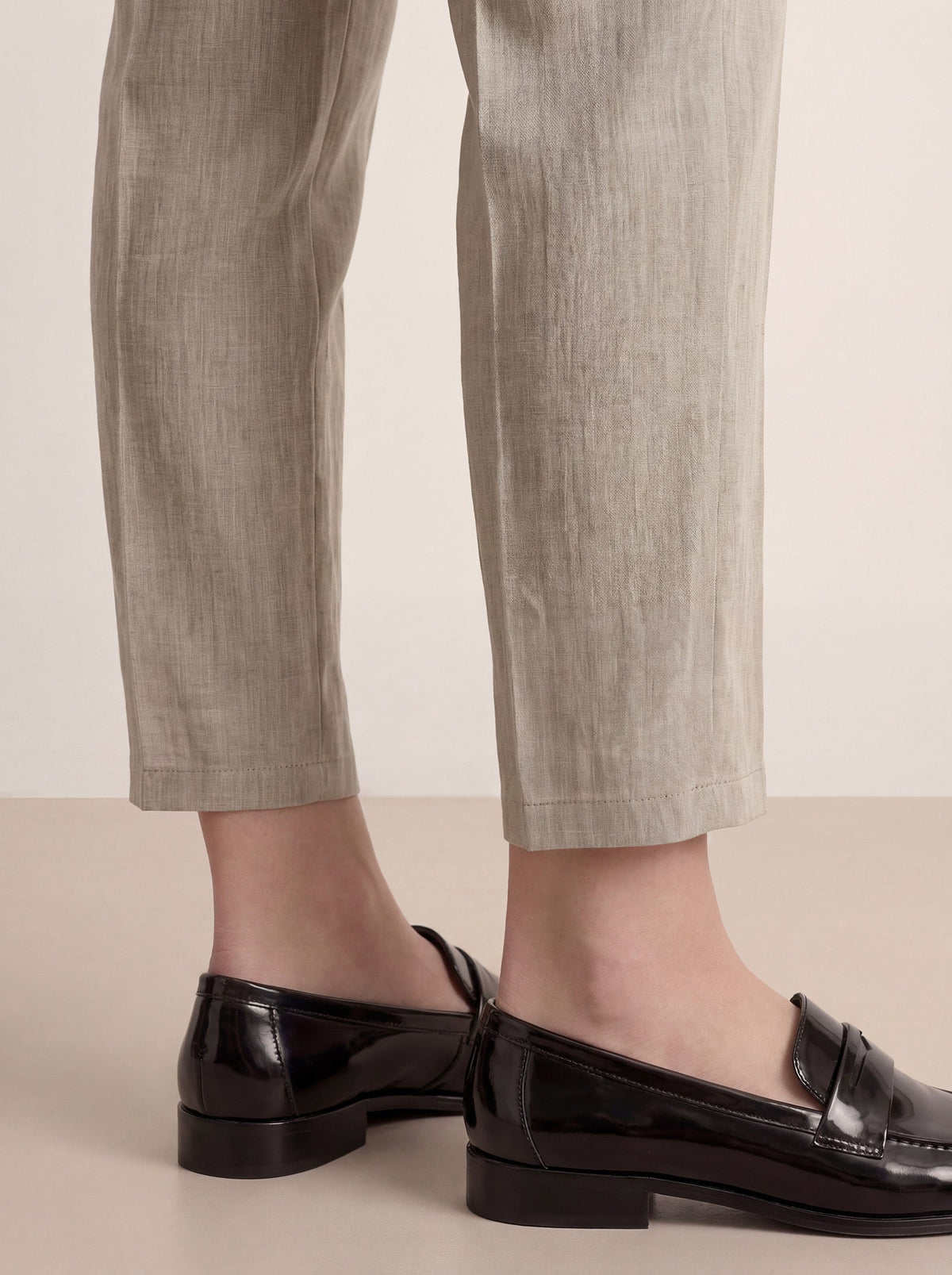 Logan | Cropped Tailored Trousers