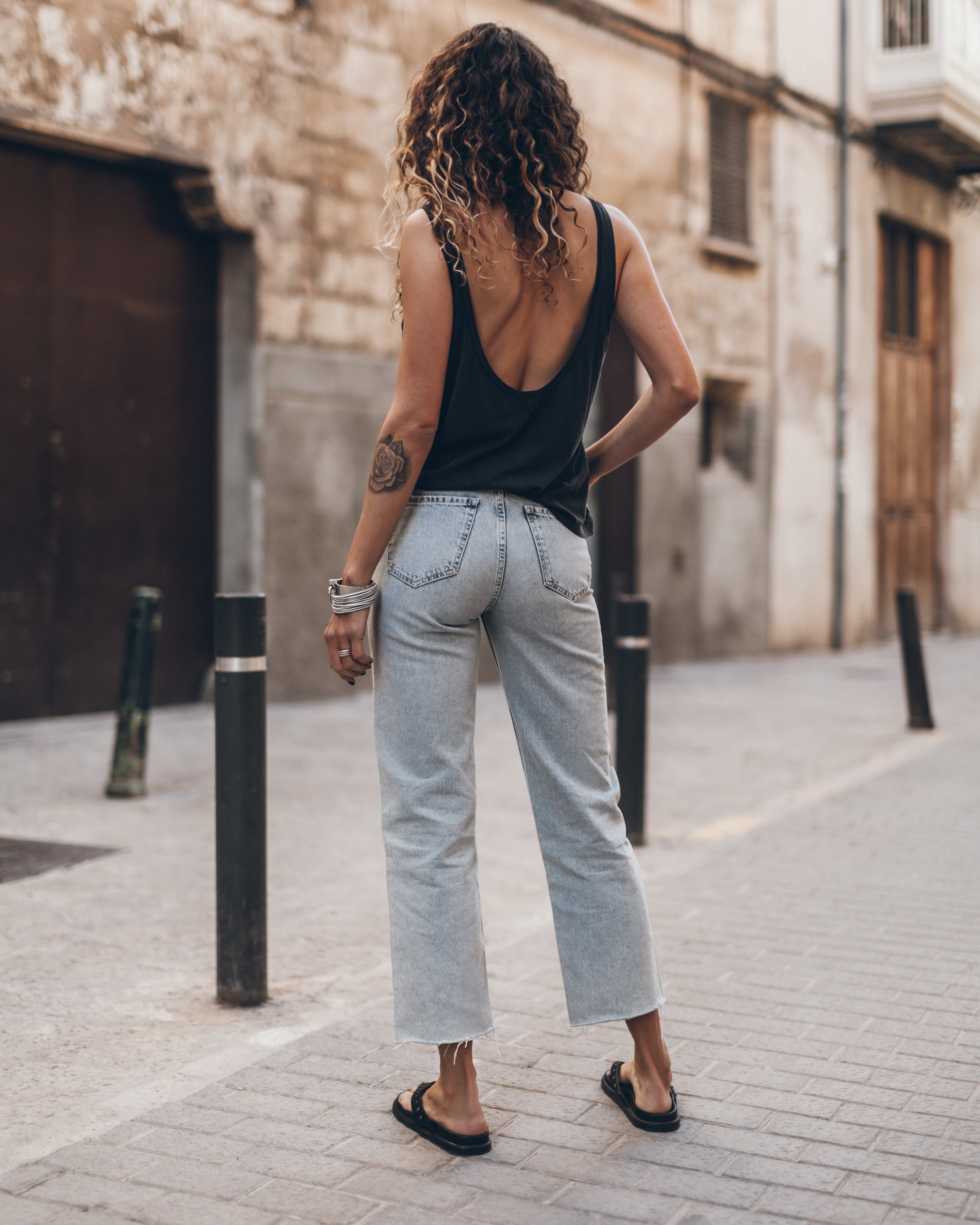 The Dark | Low Back Base Tank Top